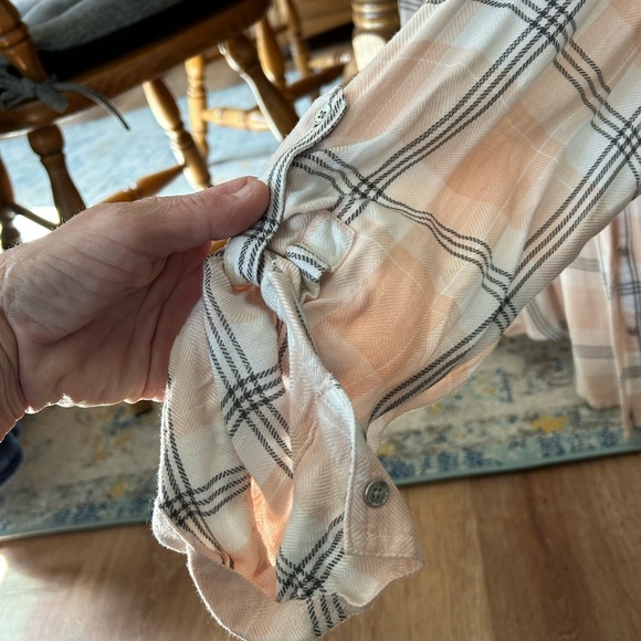 Calvin Klein Jeans Cream and Black Plaid Button-Down Shirt NWTO - Picture 5 of 8